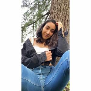 Meet your Posher, Rebecca